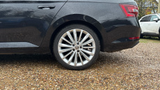 Skoda Superb 2.0 TDI CR 190 Laurin + Klement 4X4 5dr DSG [7 Sp] Diesel Estate